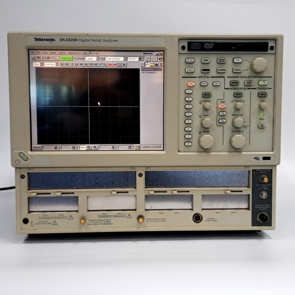 Tektronix/DSA8200
